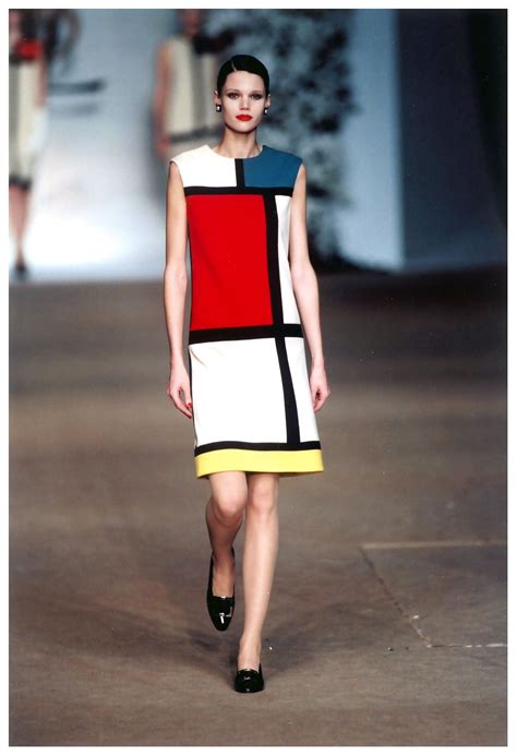 vestido mondrian yves saint laurent|yves Saint Laurent fashion museum.